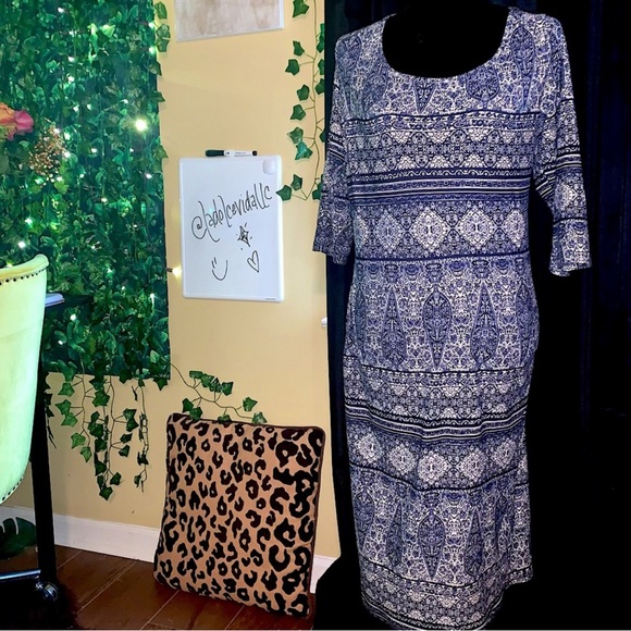 BOGO. Tribal print sweater dresses. - Picture 4 of 4